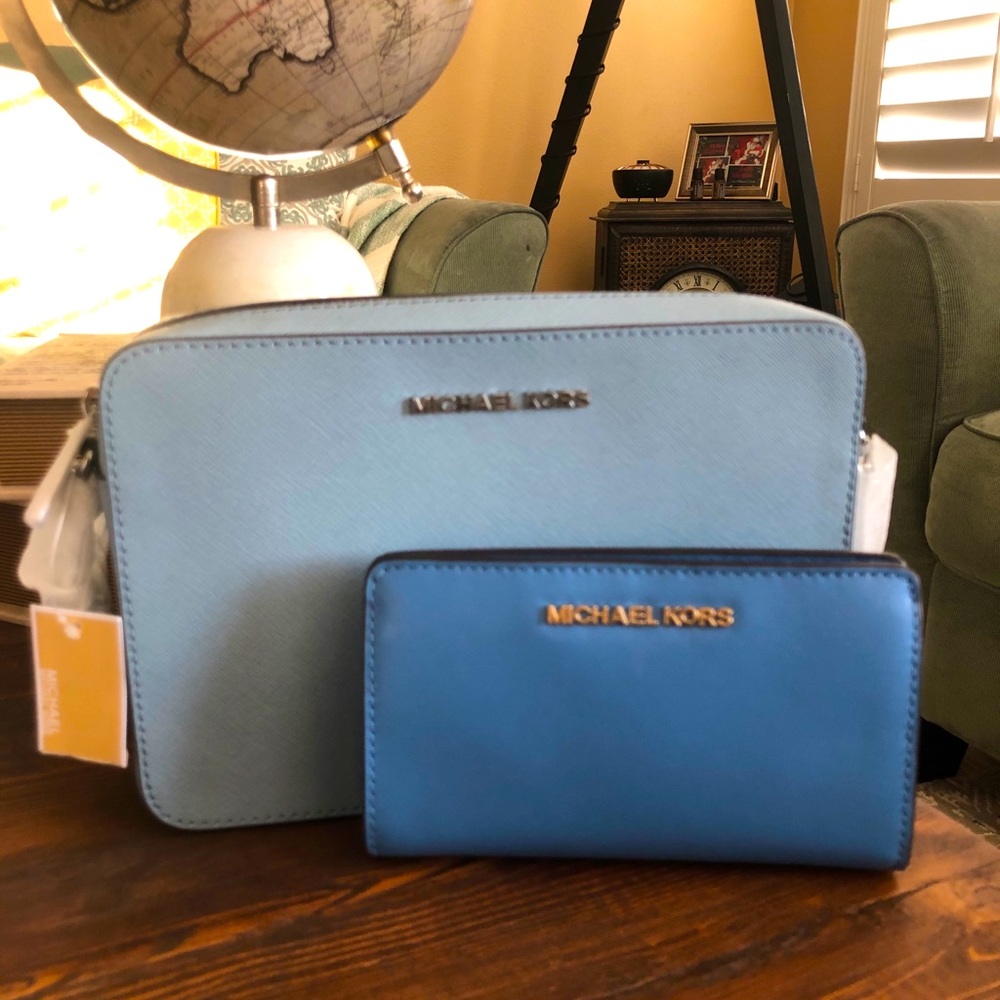 Michael Kors set ⏭️SOLD⏮️